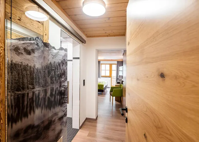 Alpinspa Zur Post - Bergbahn Im Sommer 2026 Inklusive 招待所 巴德加斯坦