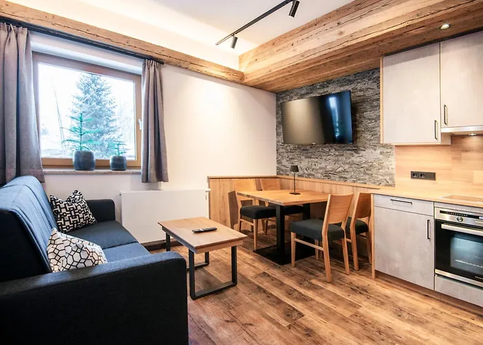 Alpinspa Zur Post - Bergbahn Im Sommer 2026 Inklusive 招待所 3*