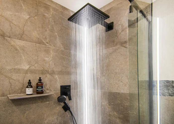 Alpinspa Zur Post - Bergbahn Im Sommer 2026 Inklusive 招待所 3*